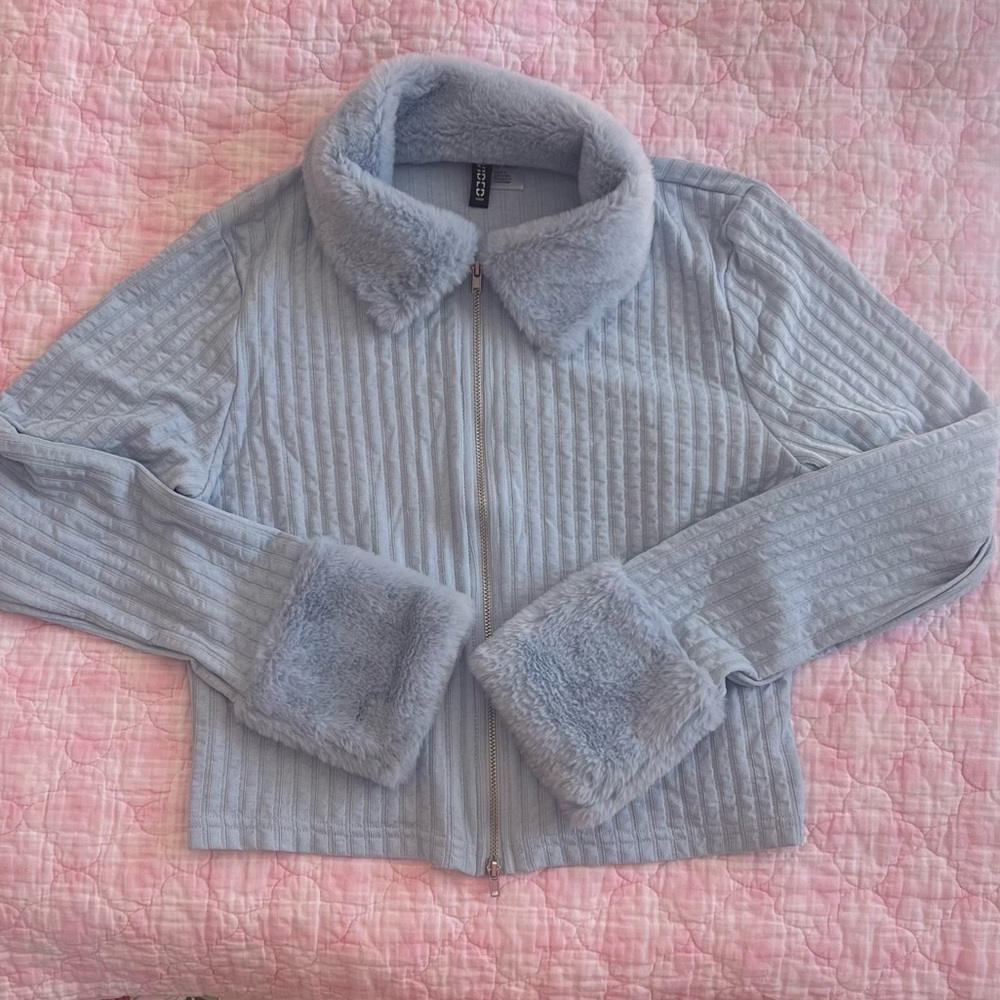 Baby blue faux fur cuff & collar zip up sweater
